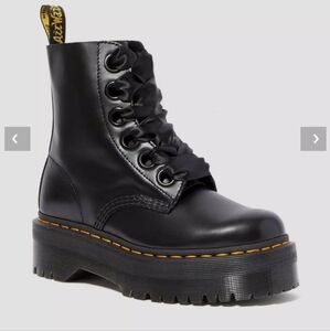 Doc Martens Molly black platform boots New